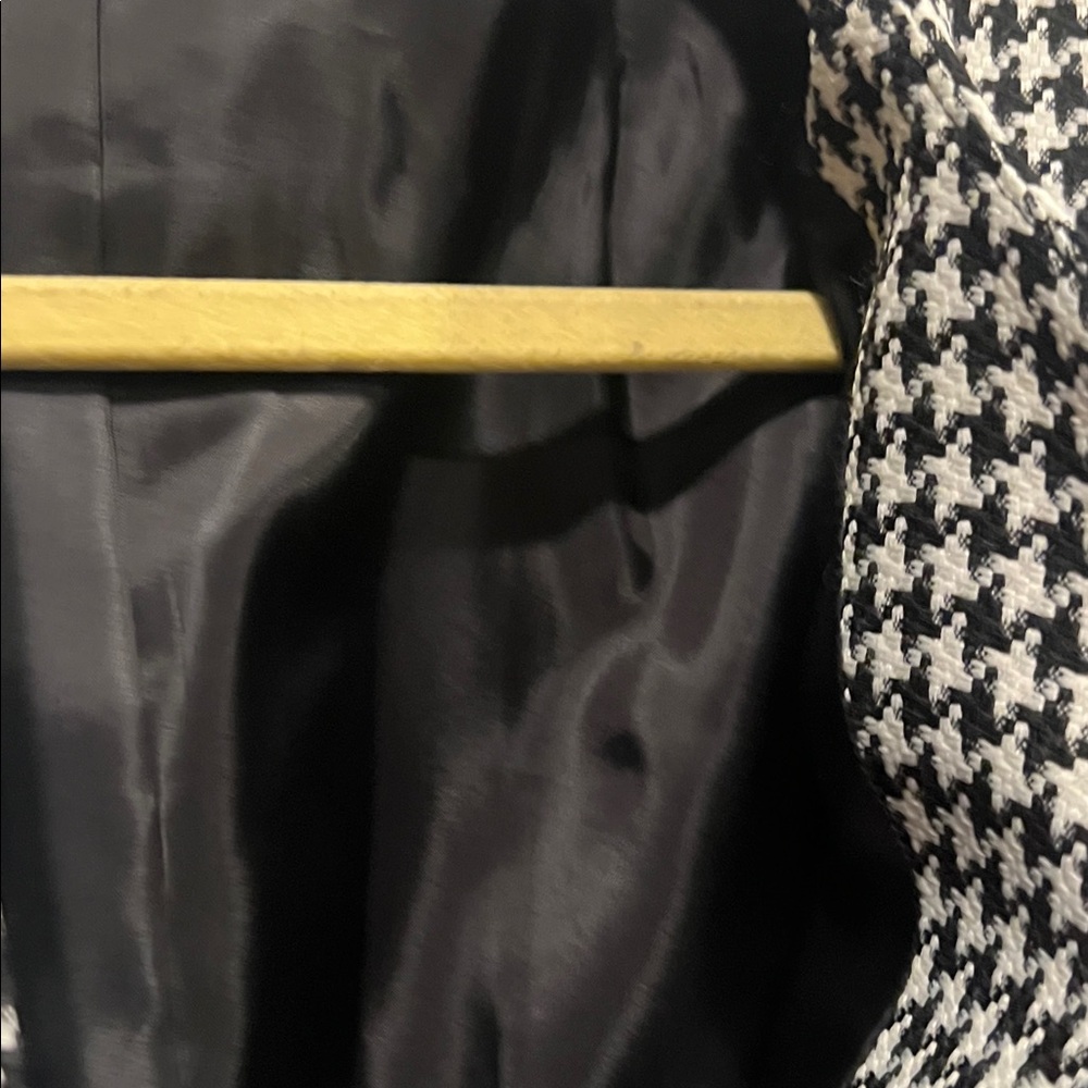 Tahari ASL Monochrome Houndstooth Blazer - Picture 5 of 8